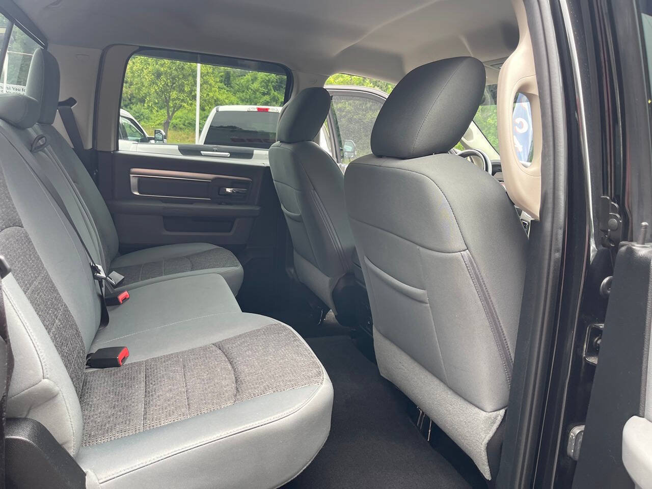 Used 2016 RAM 1500 Big Horn AWD/4WD image 30