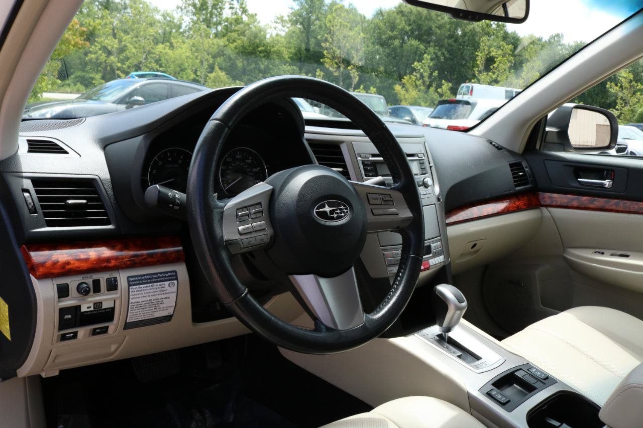 Used 2011 Subaru Legacy 2.5i Limited AWD/4WD image 22