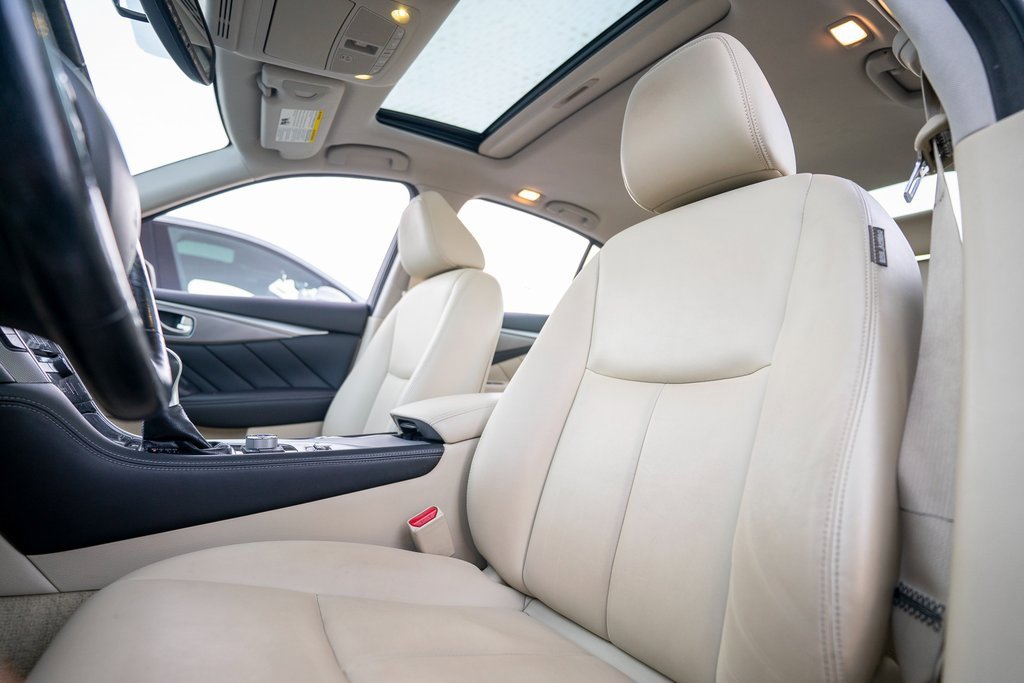 Used 2015 INFINITI Q50 Premium w/ Navigation Package image 5