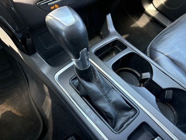 Used 2017 Ford Escape Titanium AWD/4WD image 24