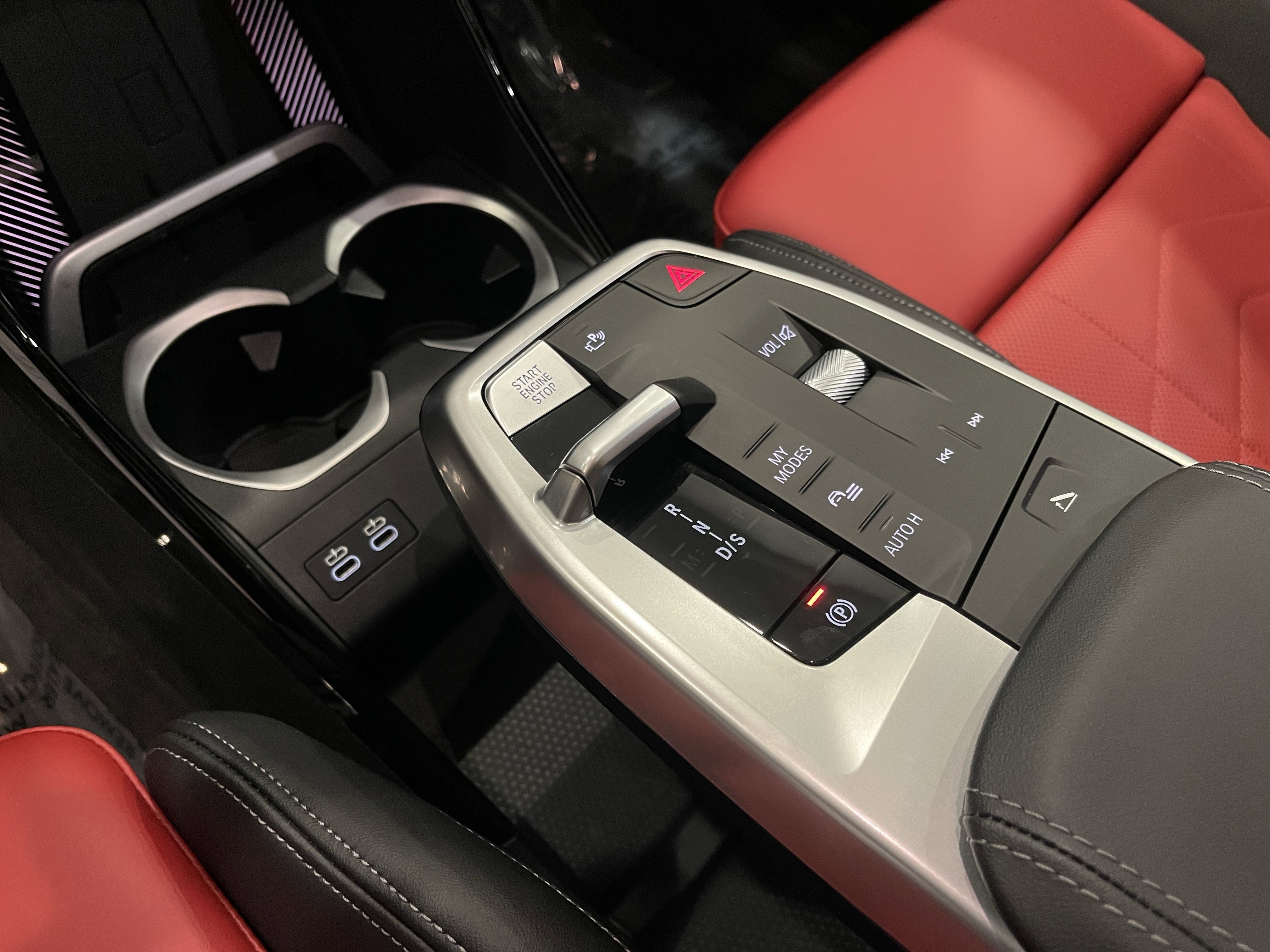Used 2025 BMW X1 xDrive28i w/ Premium Package image 18