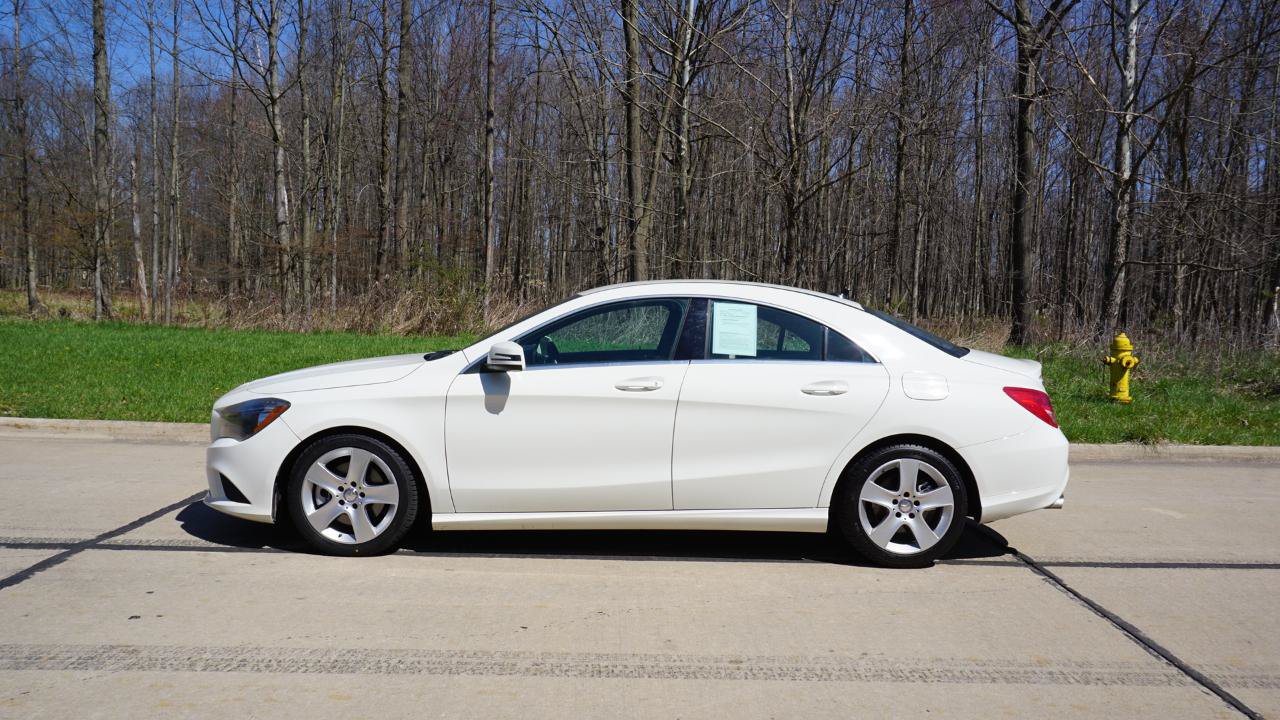 Used 2015 Mercedes-Benz CLA 250 image 2