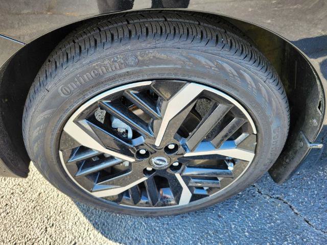 Certified 2025 Nissan Versa SR w/ Trunk Package image 19