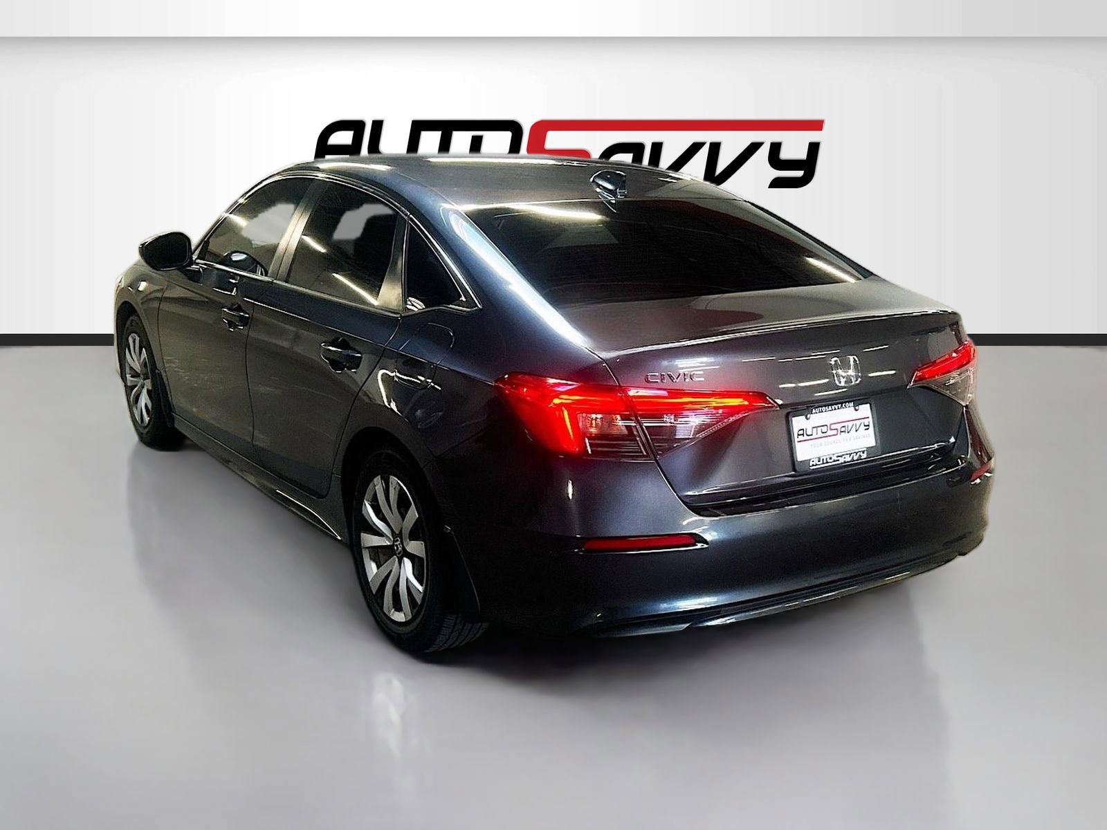 Used 2022 Honda Civic LX image 5