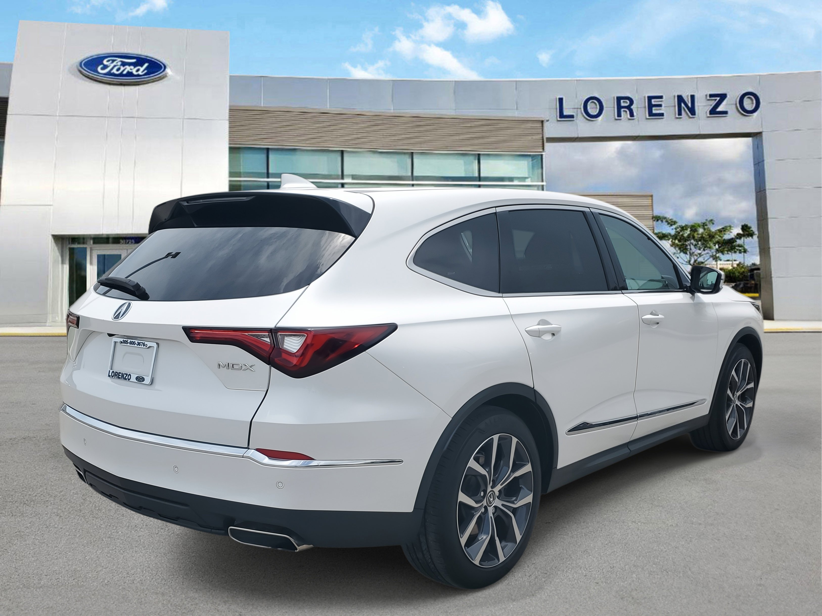 Used 2023 Acura MDX FWD w/ Technology Package image 5