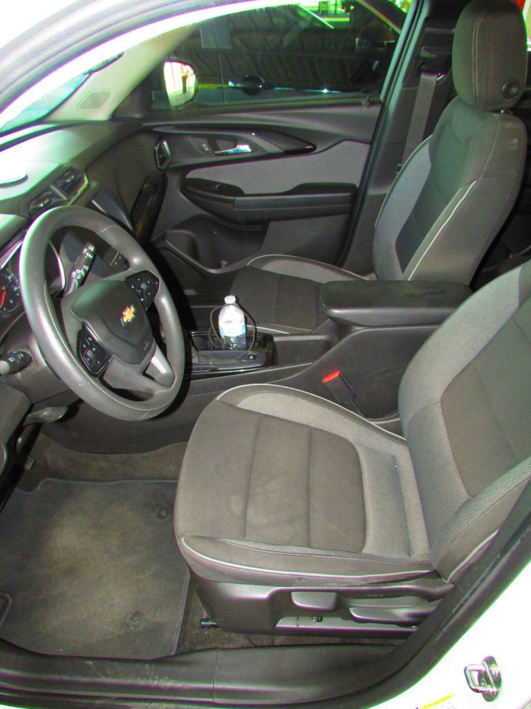 Used 2022 Chevrolet TrailBlazer LS image 14