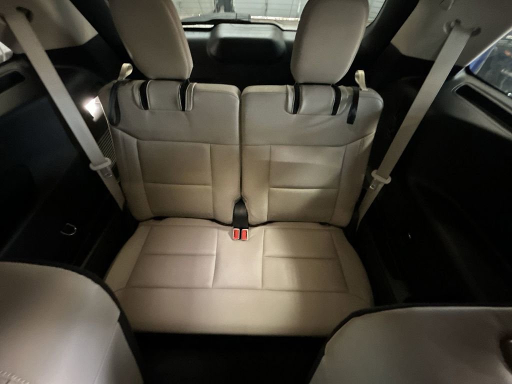 Used 2023 Ford Explorer XLT w/ Equipment Group 202A image 24