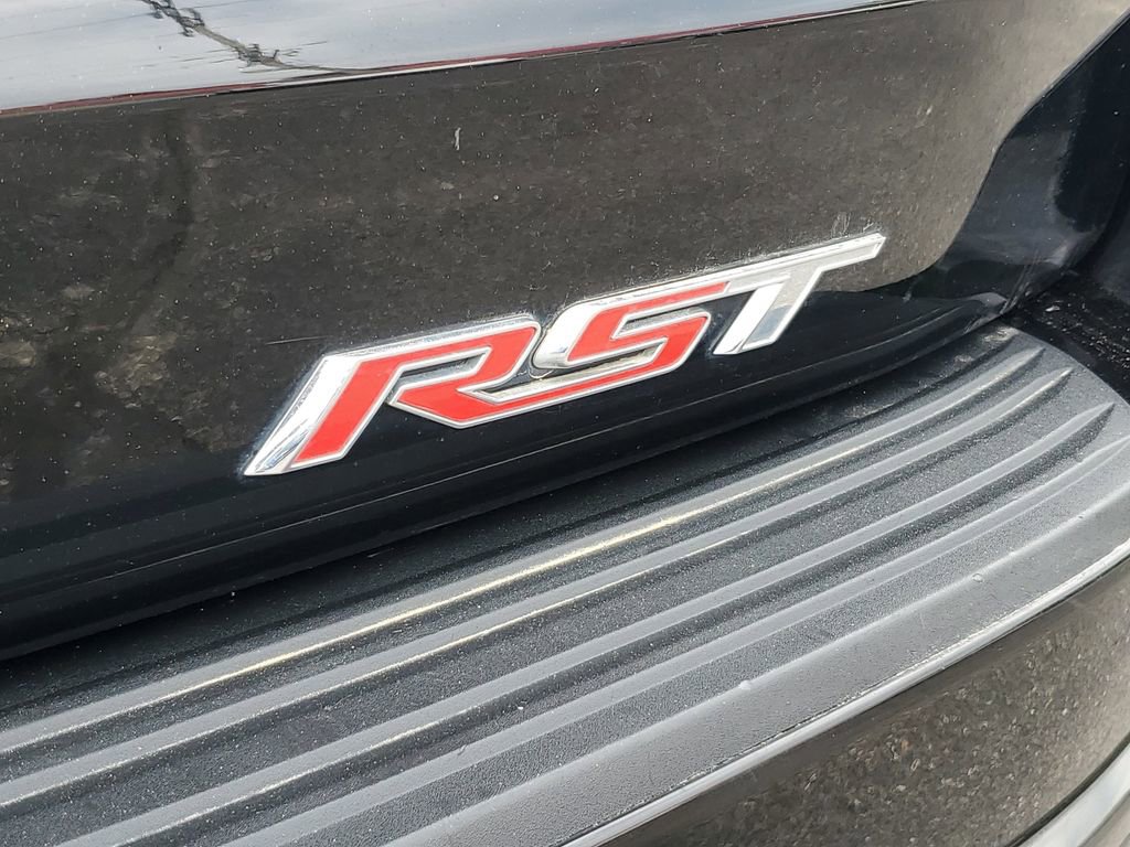 Used 2021 Chevrolet Tahoe RST w/ Luxury Package image 36