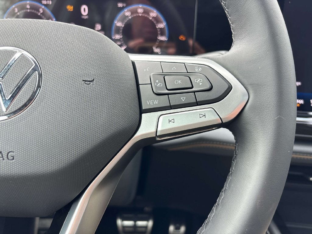 New 2027 Volkswagen Atlas SEL R-Line AWD/4WD image 12