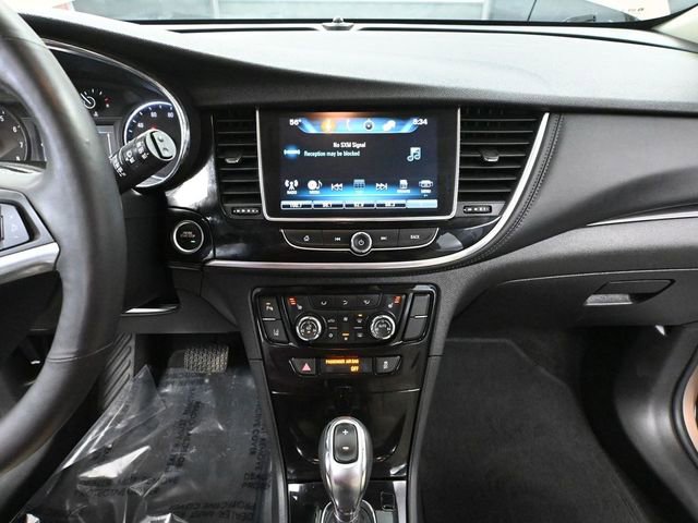 Used 2018 Buick Encore Premium image 32