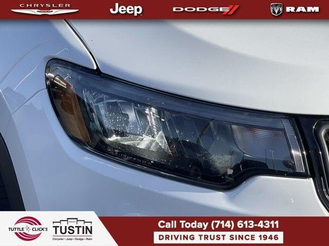 New 2026 Jeep Compass Limited w/ Sun, Sound & Navigation Group AWD/4WD image 35