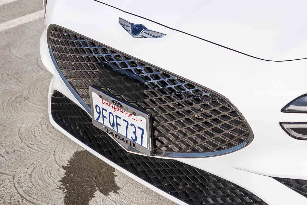 Used 2023 Genesis G70 2.0T AWD/4WD image 8