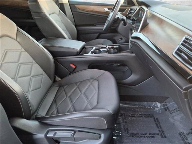 Used 2024 Volkswagen Atlas SE FWD image 19