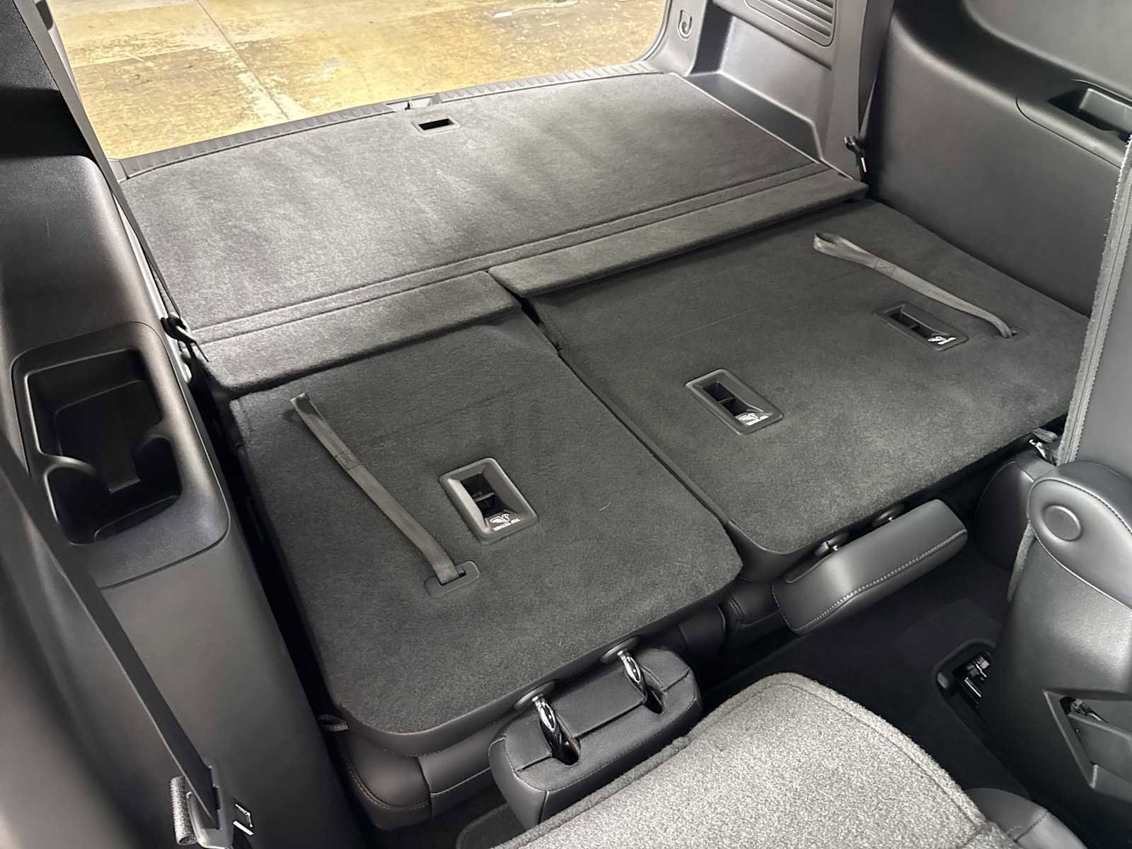 New 2025 GMC Acadia Elevation w/ Elevation Premium Package image 26