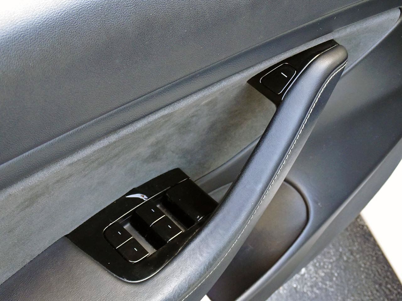 Used 2020 Tesla Model 3 Performance AWD/4WD image 15