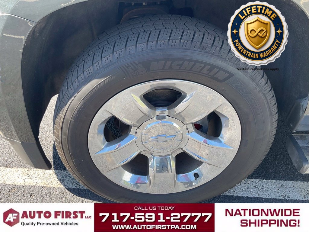 Used 2019 Chevrolet Tahoe LT w/ LT Signature Package AWD/4WD image 5