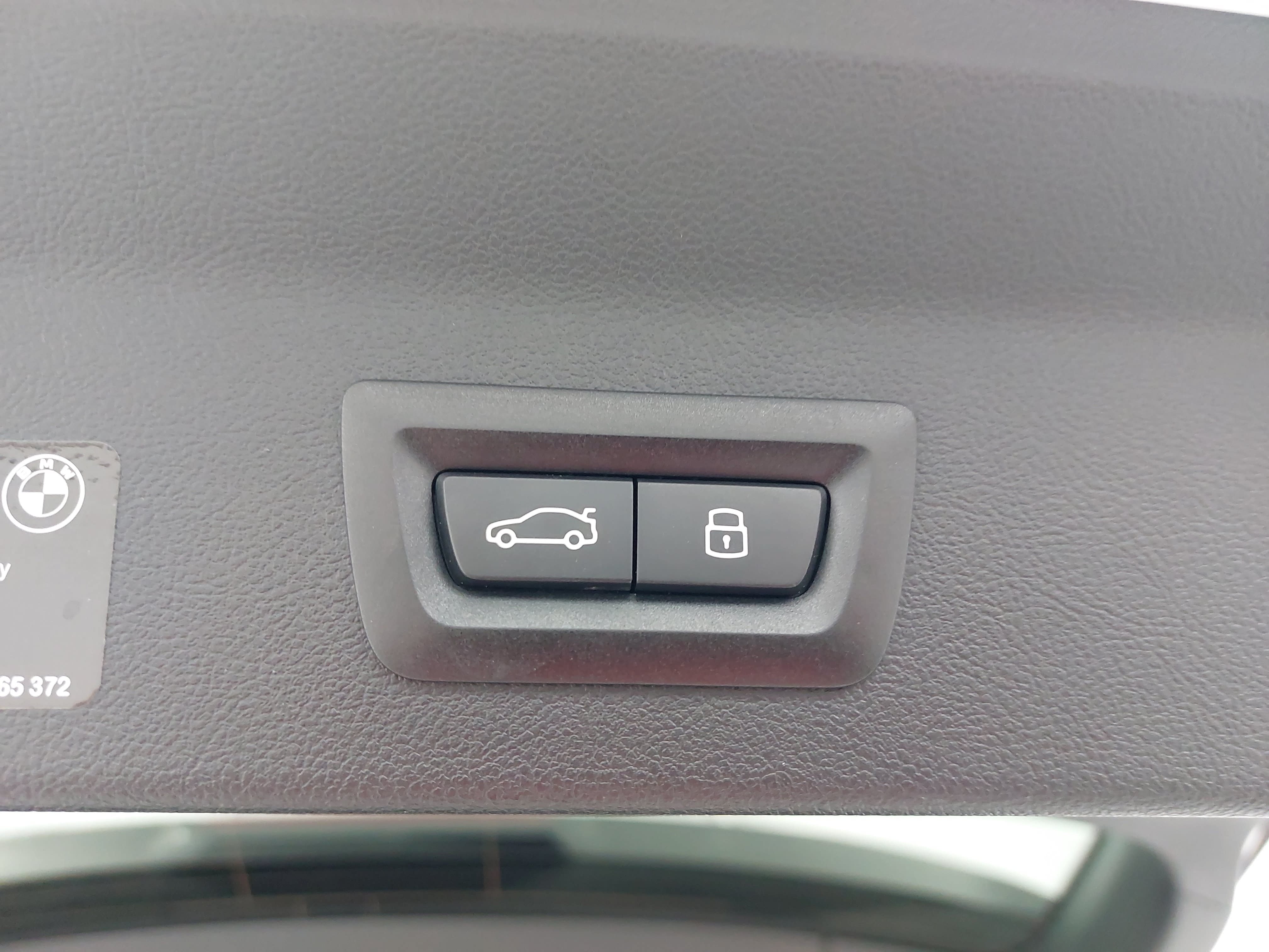 Used 2024 BMW X3 sDrive30i w/ Premium Package w/ZPA RWD image 15