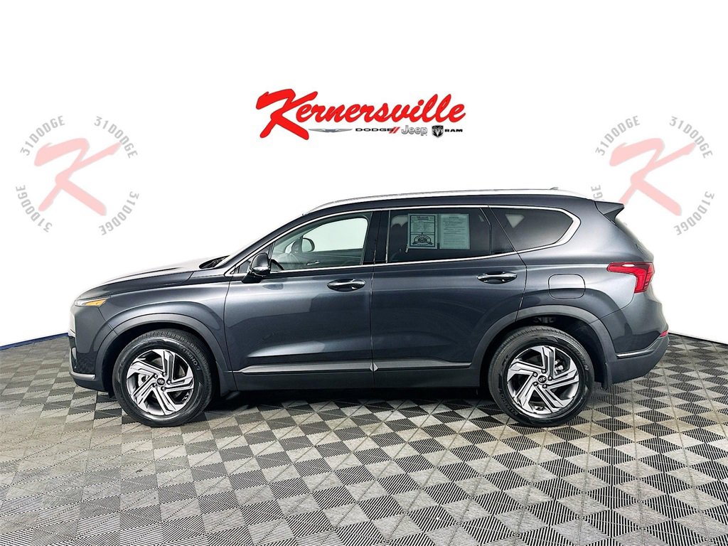 Used 2023 Hyundai Santa Fe SEL w/ Cargo Package image 4