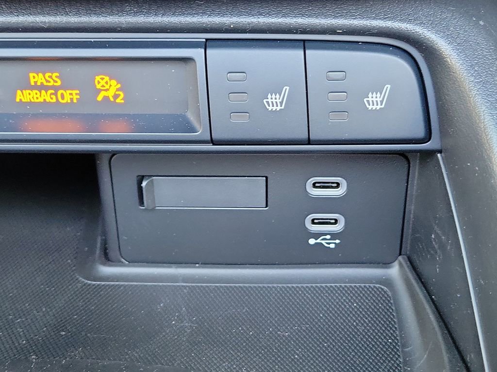 New 2026 MAZDA MX-5 Miata Club w/ Interior Package RWD image 30