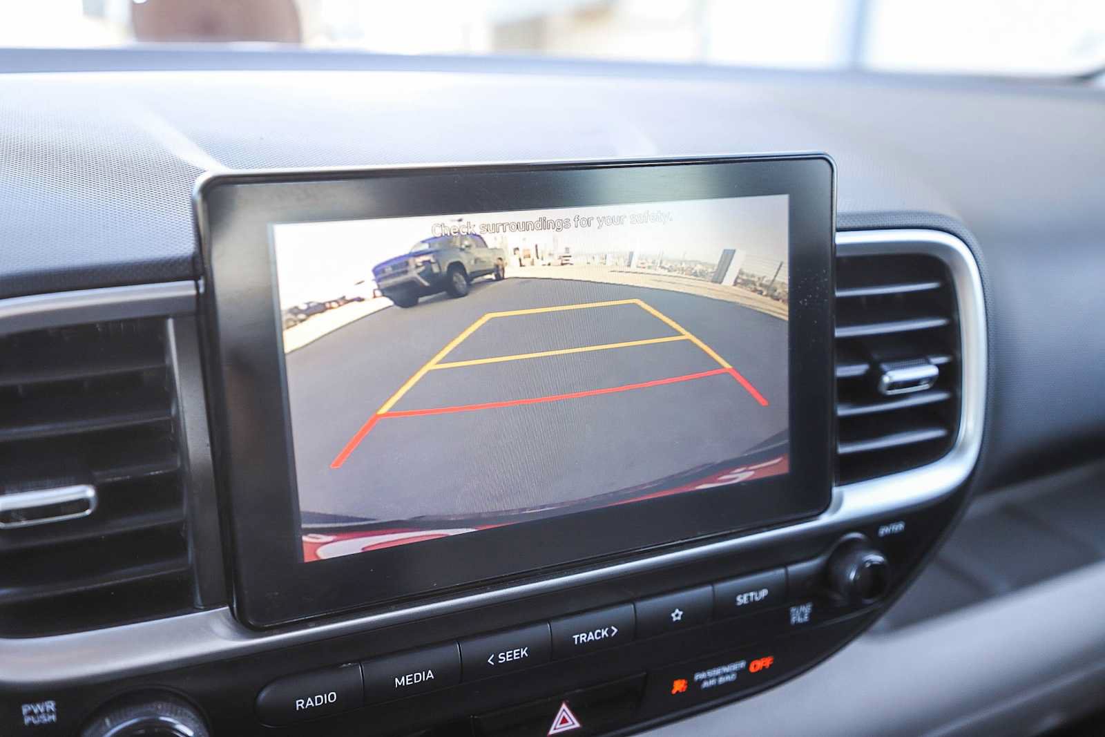 Used 2020 Hyundai Venue SEL w/ Convenience Package FWD image 21