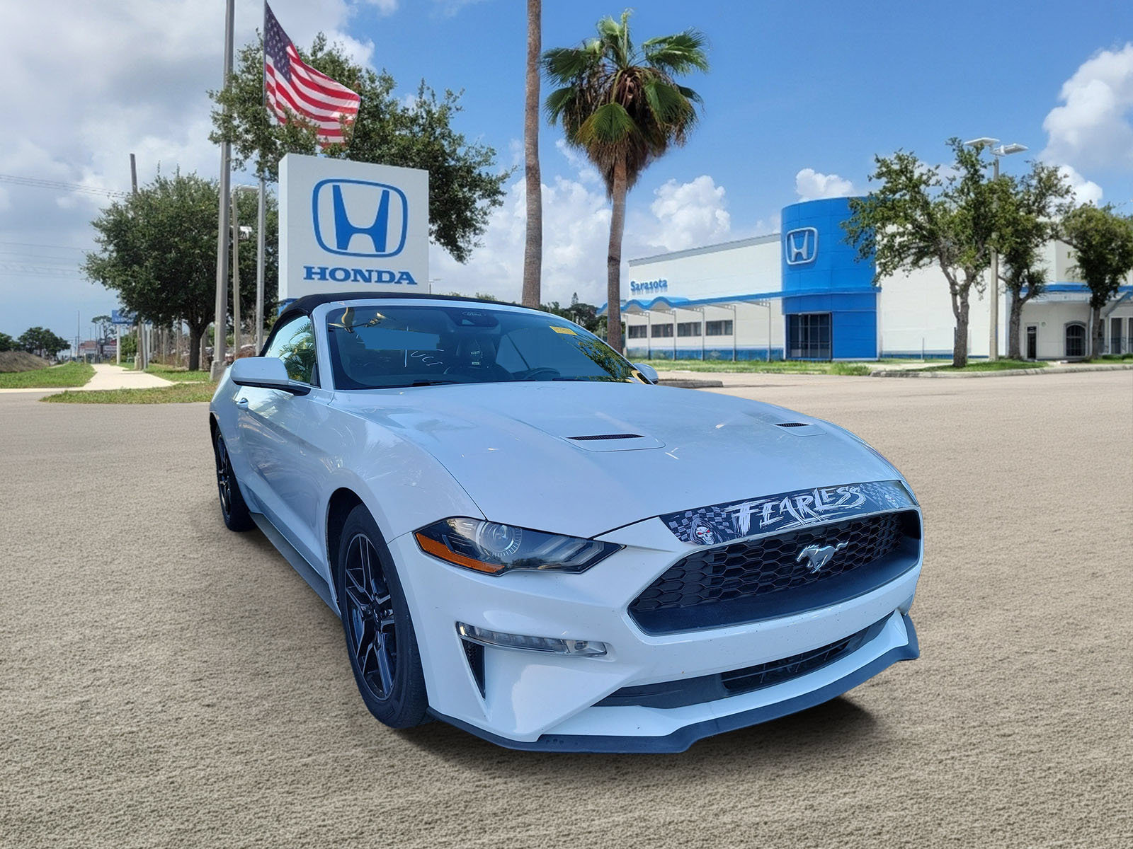 Used 2021 Ford Mustang Premium RWD image 1