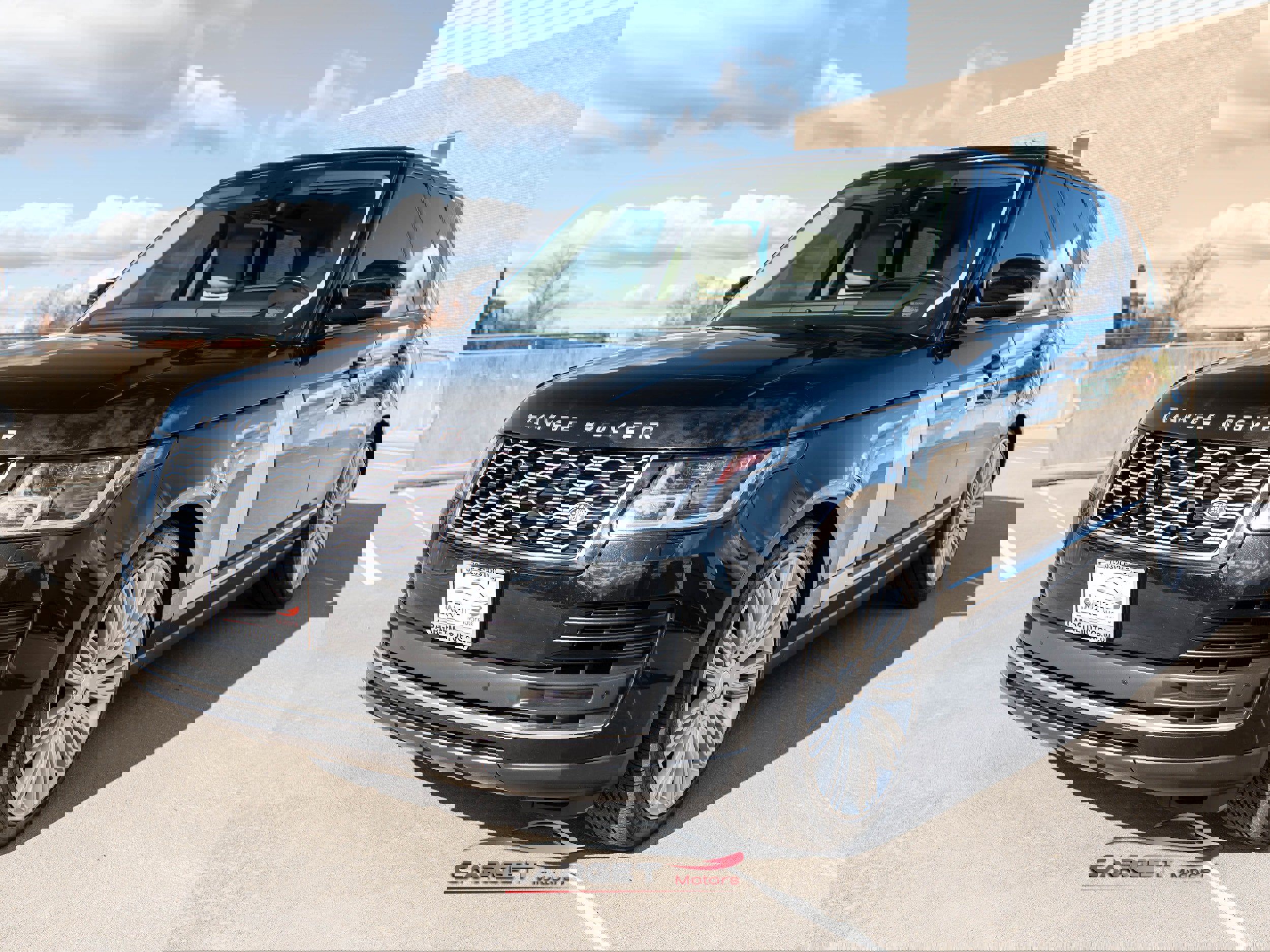 Used 2021 Land Rover Range Rover P525 Westminster Edition image 3