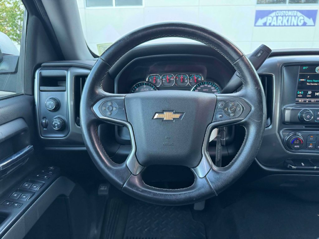 Used 2018 Chevrolet Silverado 1500 LT w/ All Star Edition AWD/4WD image 22