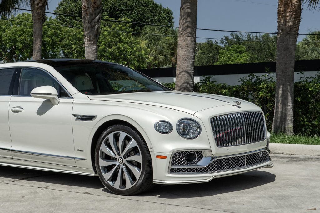 Used 2023 Bentley Flying Spur Azure AWD/4WD image 42