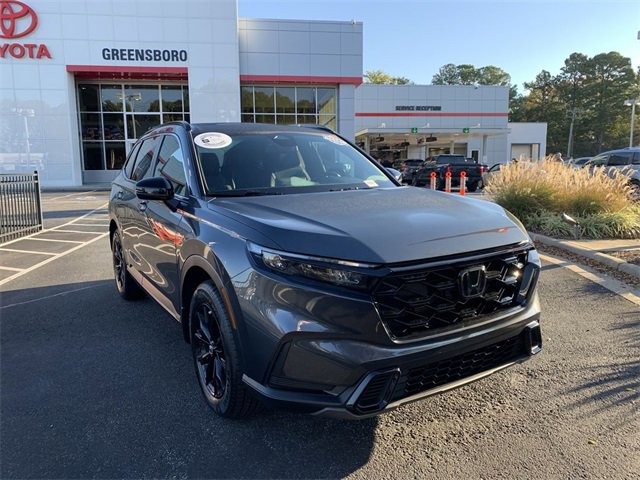 Used 2025 Honda CR-V Sport image 2