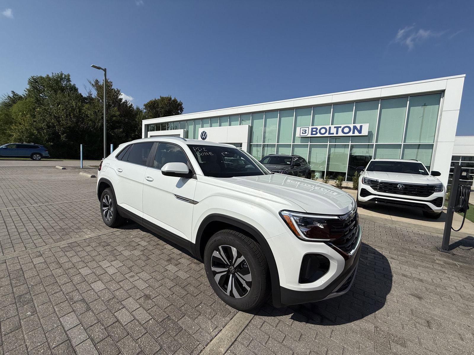 New 2026 Volkswagen Atlas Cross Sport SE image 2