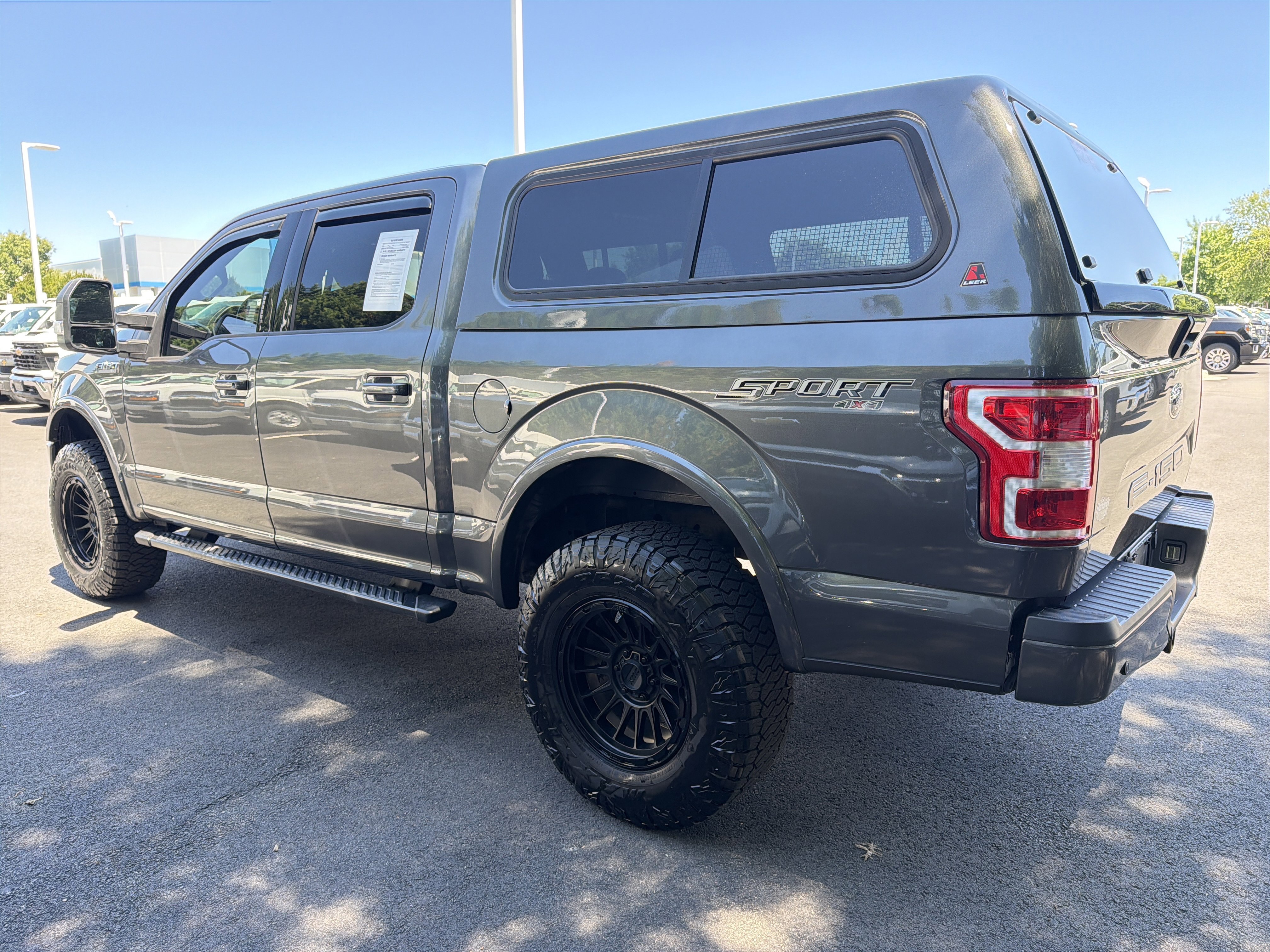 Used 2018 Ford F150 XLT w/ Equipment Group 302A Luxury AWD/4WD image 8