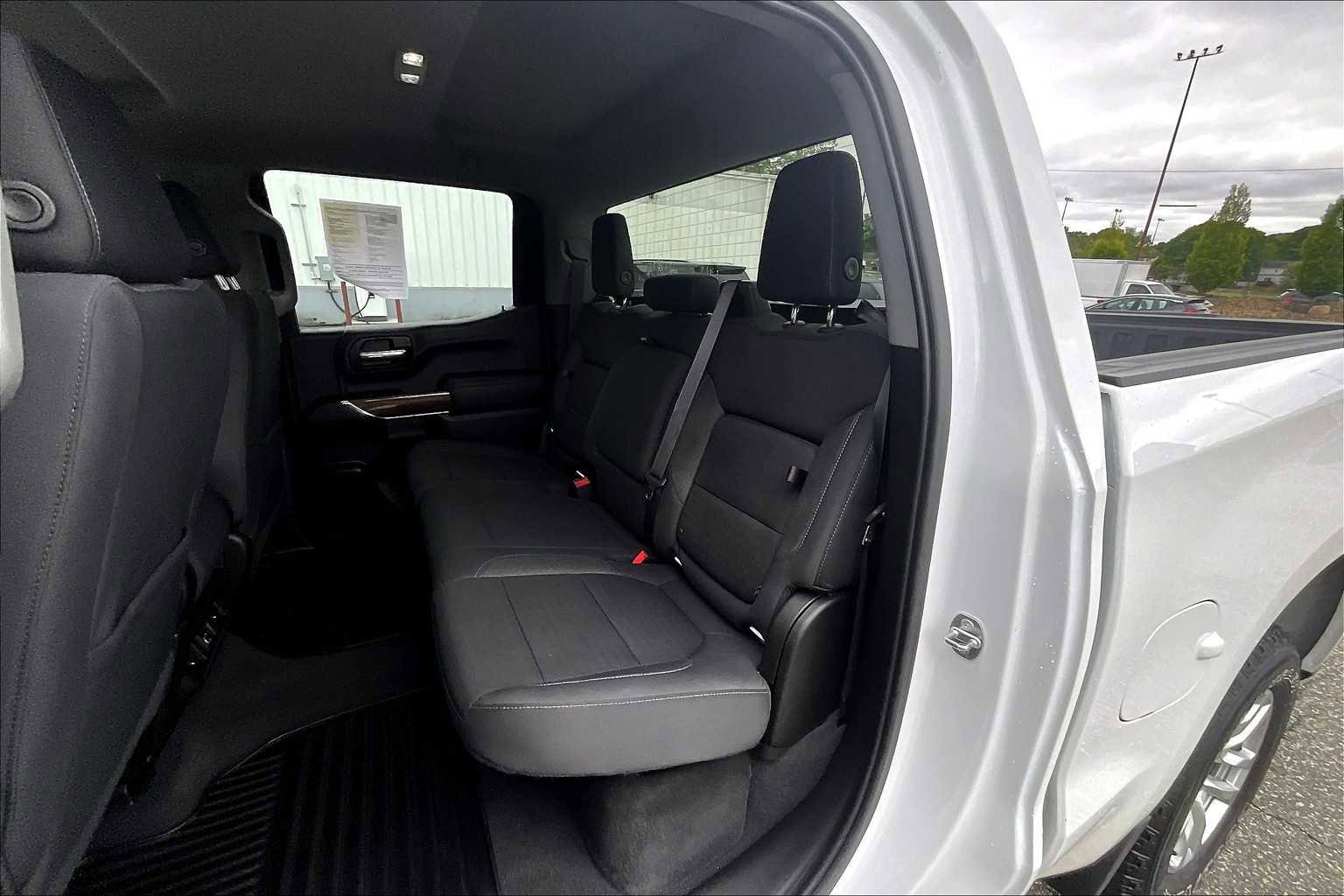 Used 2021 Chevrolet Silverado 1500 RST image 15