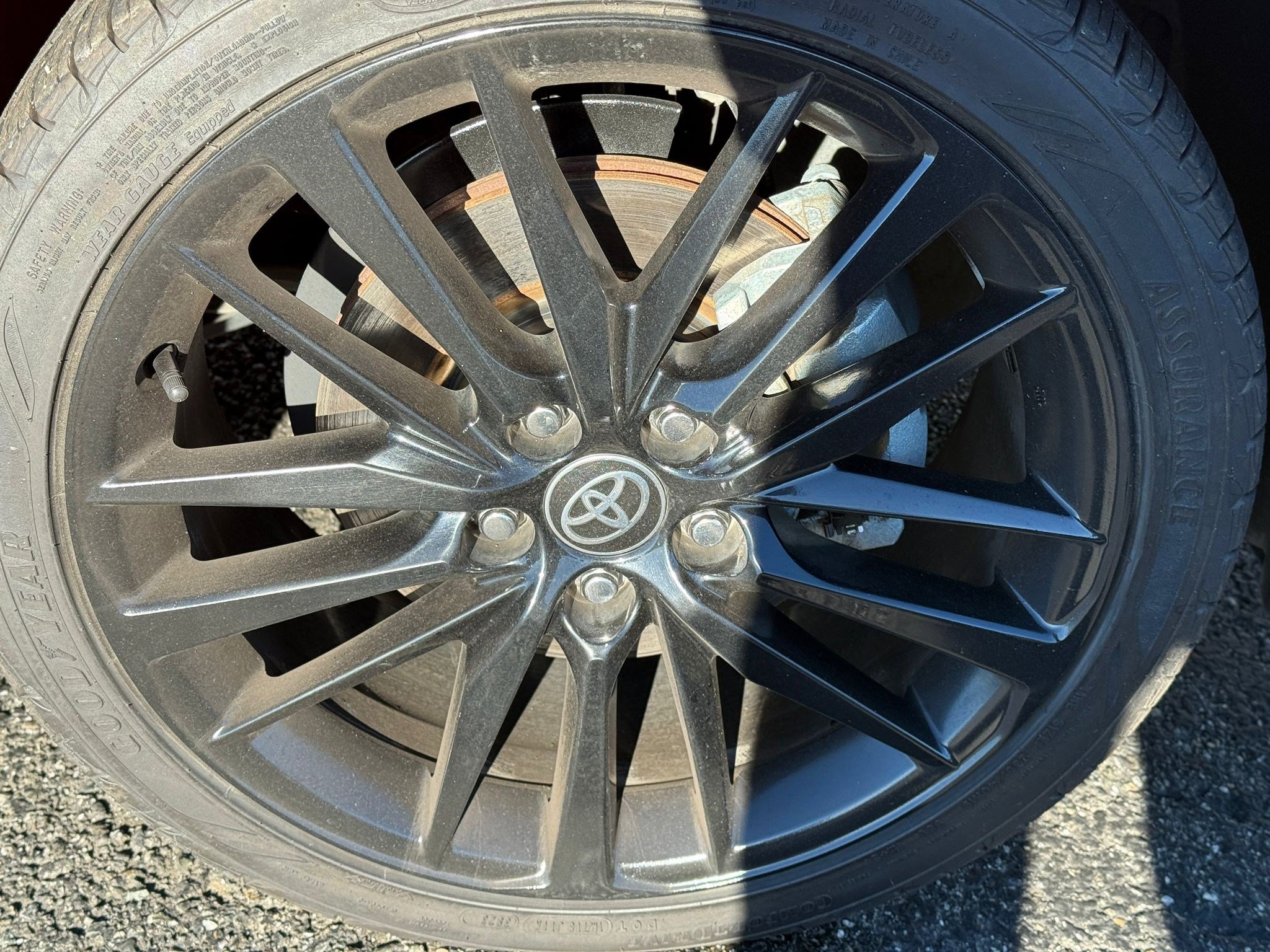 Used 2023 Toyota Camry XSE FWD image 9