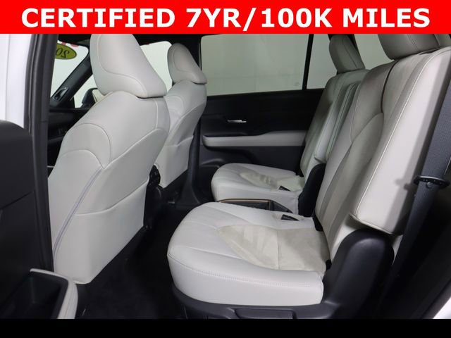 Used 2024 Toyota Grand Highlander Hybrid MAX Platinum image 13