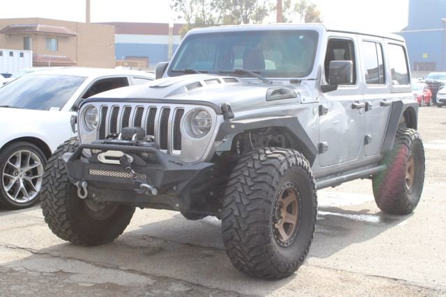 Used 2018 Jeep Wrangler Unlimited Sahara AWD/4WD image 5