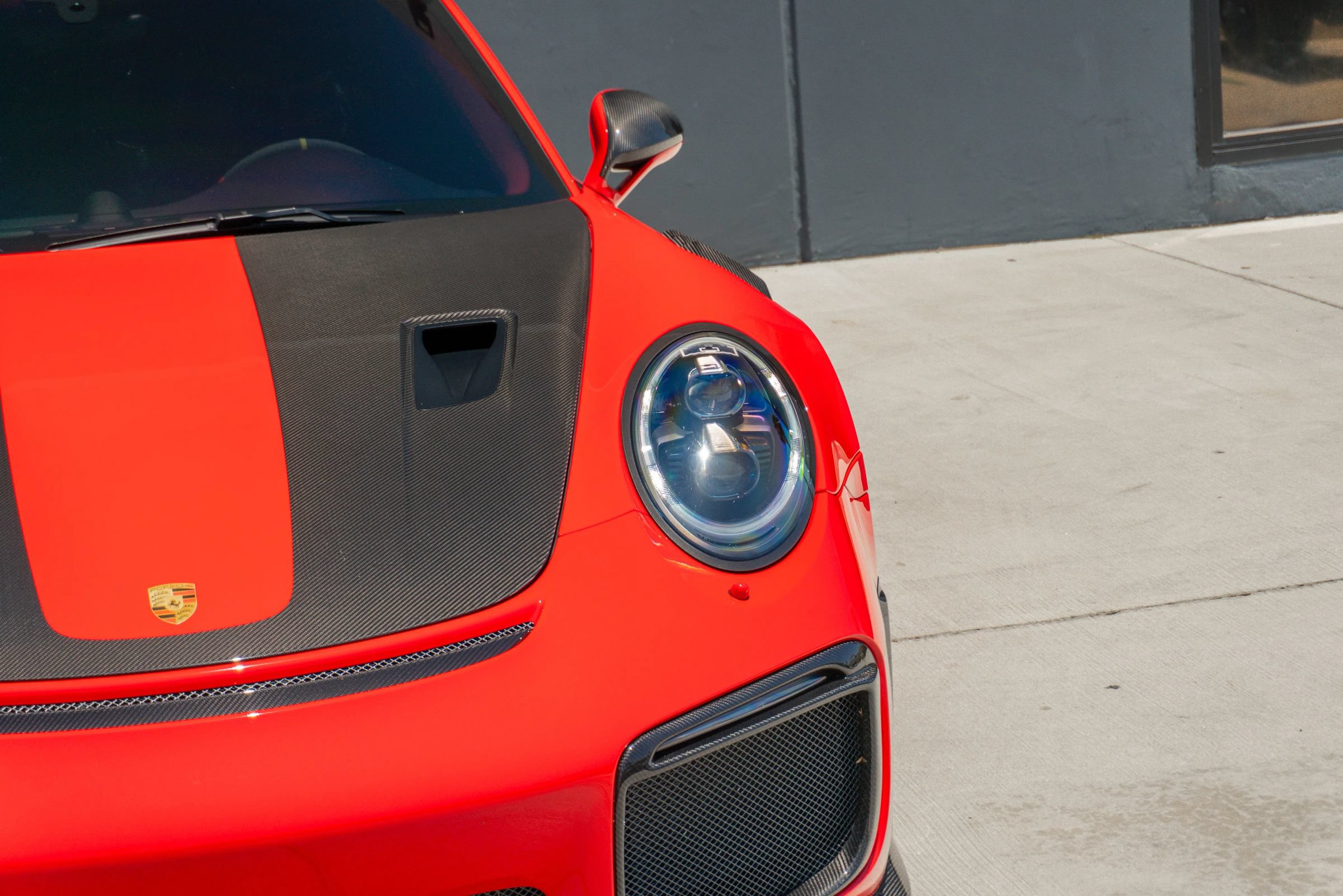 Used 2018 Porsche 911 GT2 RS RWD image 27