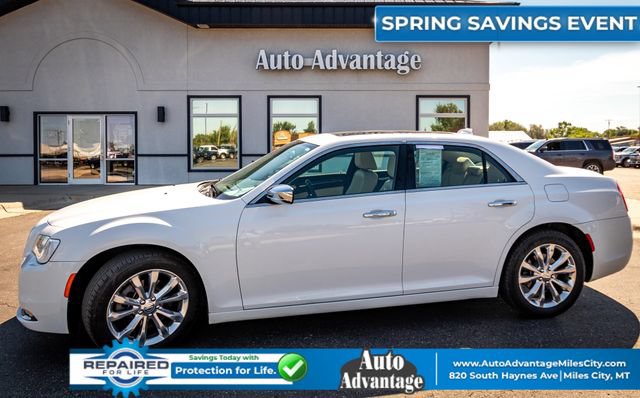 Used 2017 Chrysler 300 C w/ Light Group AWD/4WD image 1