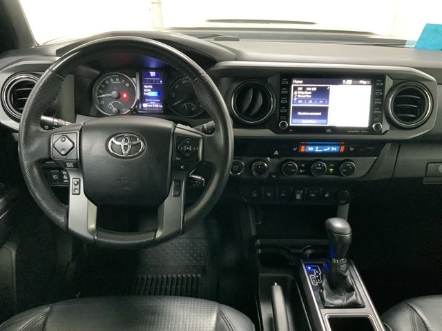 Used 2021 Toyota Tacoma TRD Sport w/ TRD Premium Sport Package AWD/4WD image 20