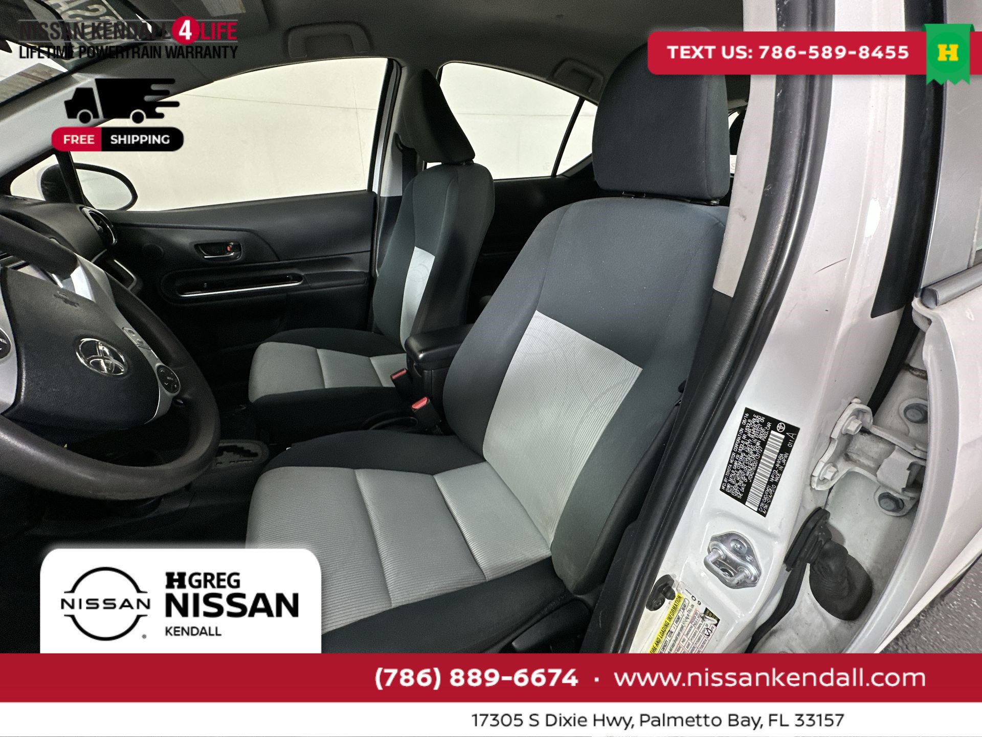 Used 2016 Toyota Prius C Two image 15