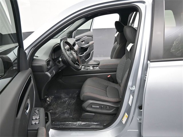 New 2026 Honda Pilot Sport image 3