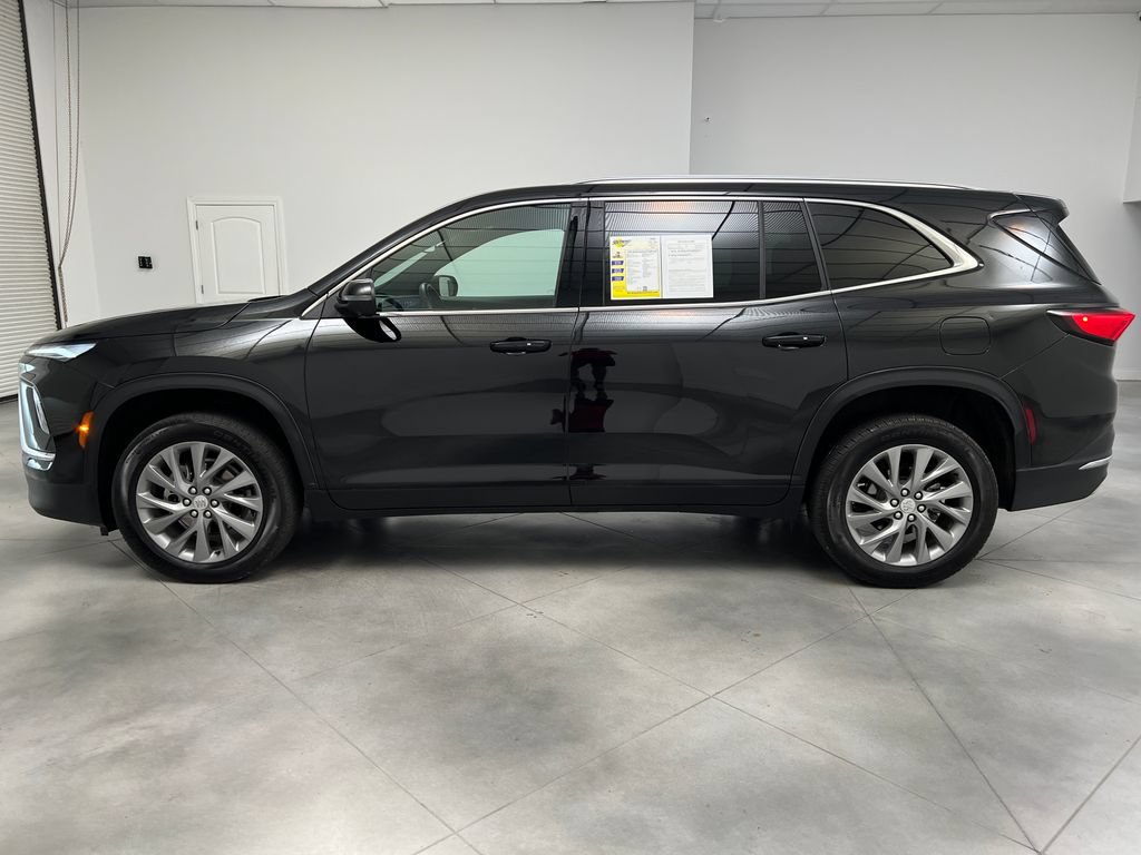 Used 2025 Buick Enclave Preferred AWD/4WD image 5