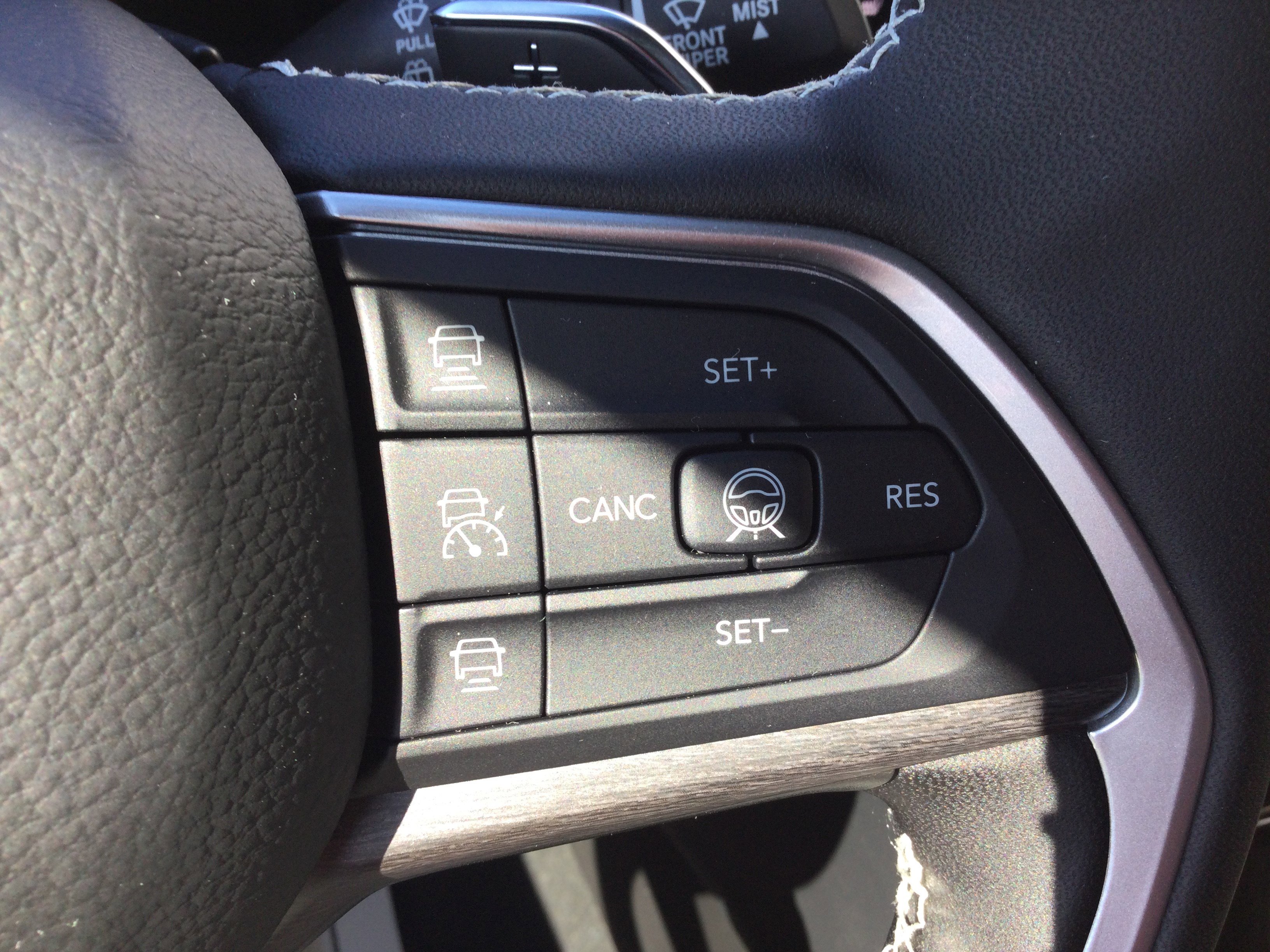 New 2026 Jeep Grand Cherokee Limited AWD/4WD image 15