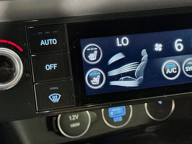 Used 2025 Genesis G70 3.3T Advanced image 24