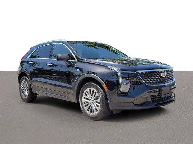 Certified 2024 Cadillac XT4 Premium Luxury AWD/4WD image 2