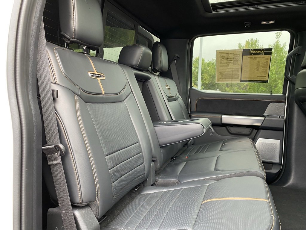 Used 2024 Ford F250 Platinum image 28
