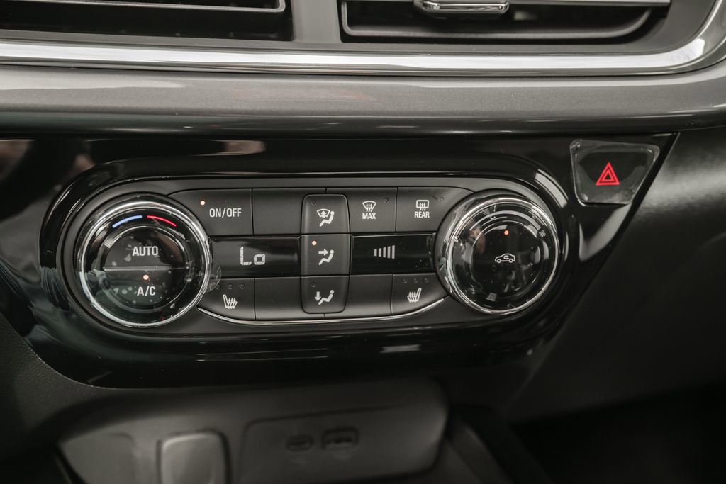 New 2026 Chevrolet Trax ACTIV w/ Driver Confidence Package FWD image 27