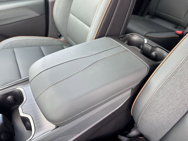 New 2026 GMC Acadia AT4 image 21