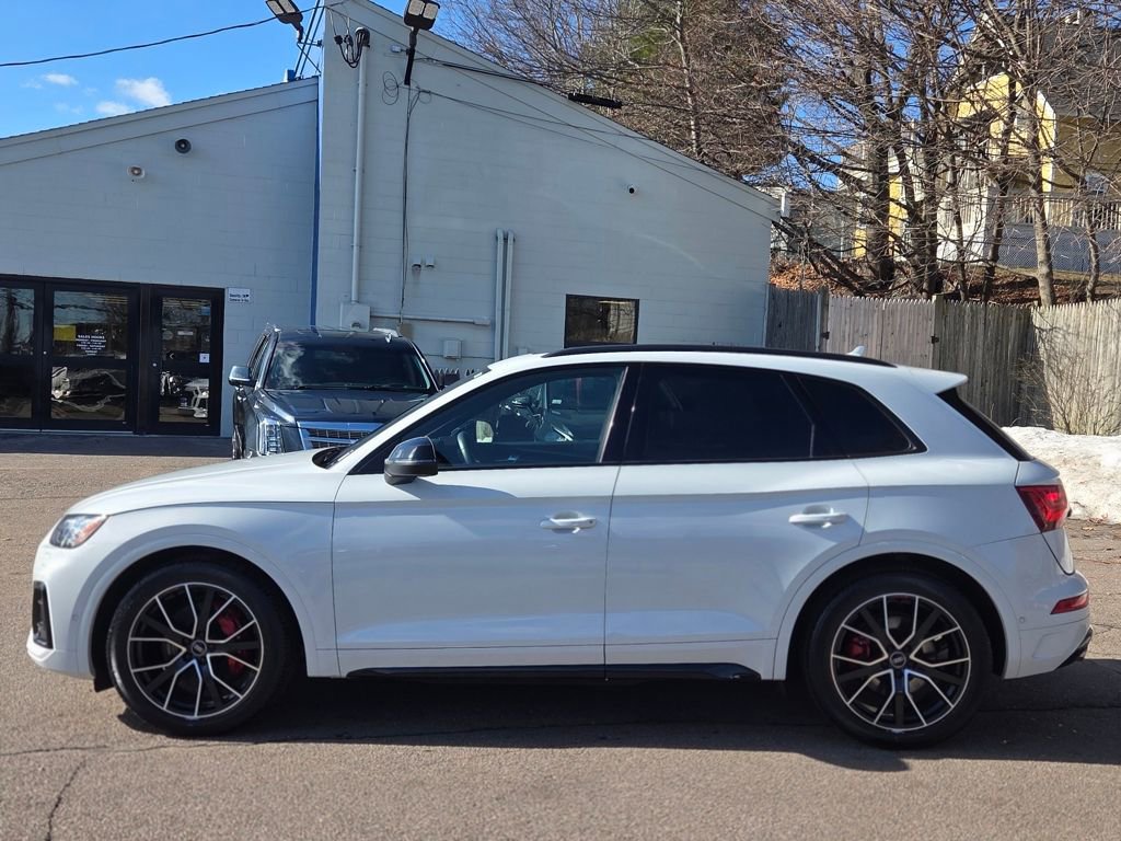 Used 2024 Audi SQ5 Prestige image 3