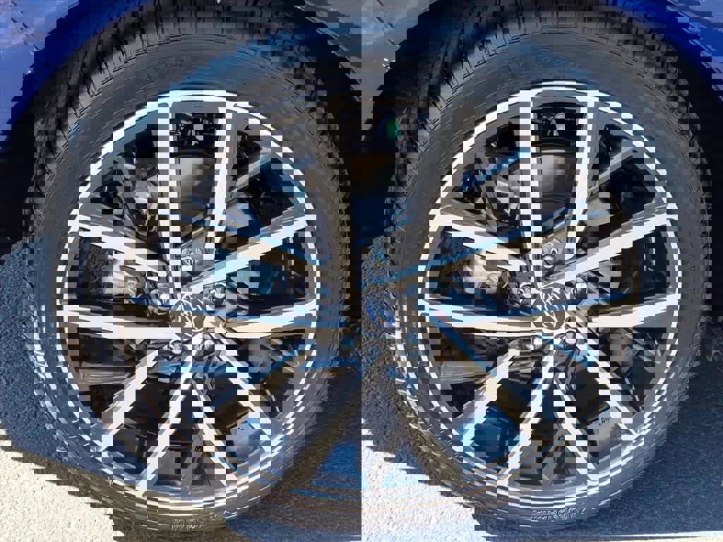 Used 2024 Subaru Impreza 2.0i Sport image 11