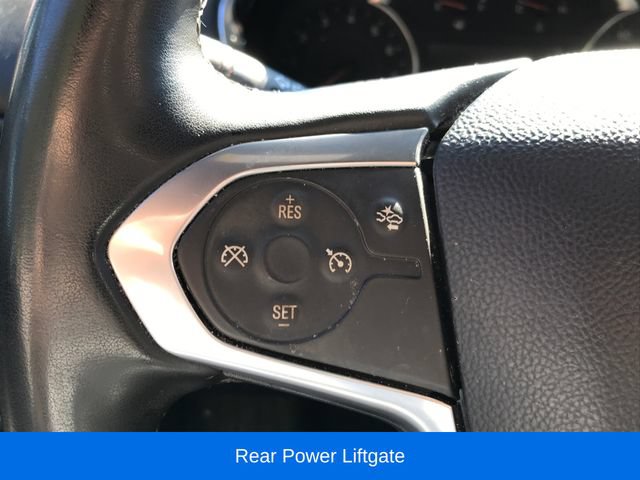 Used 2023 Chevrolet Traverse LT FWD image 8